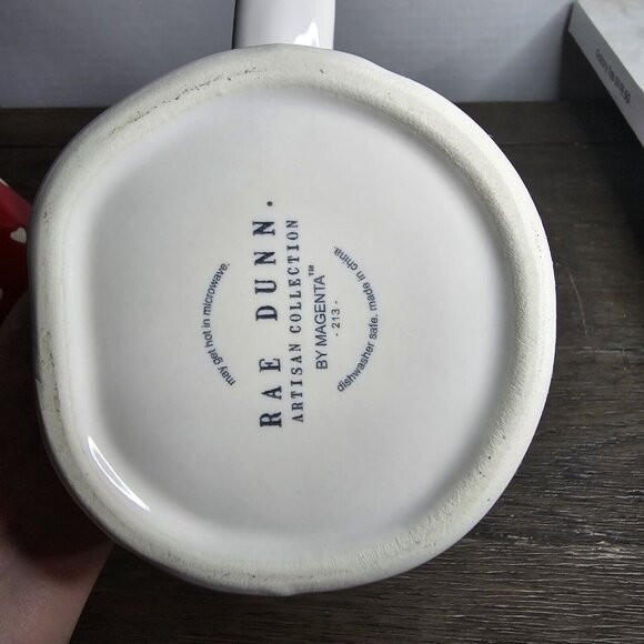 Rae Dunn Artisan Soul Mate Valentine's Day Mug Gnome Red Hearts Topper 2021 - Picture 10 of 11